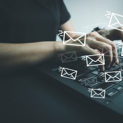 Cómo escribir un email a un profesor